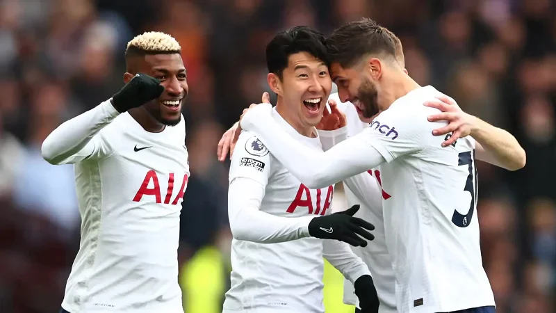 Tottenham có thể đánh bại Burnley ở trận mở màn