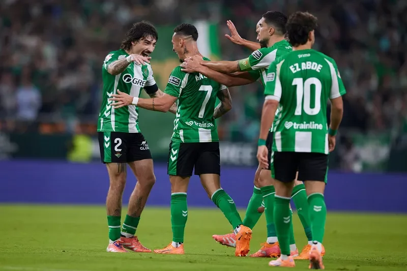 Betis vs Lyon đang có phong độ khá tốt